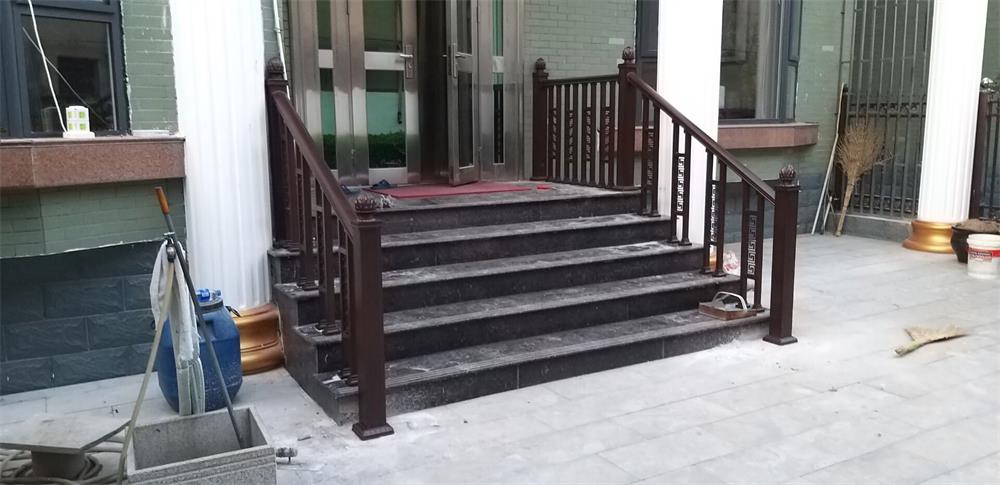 铝栏杆